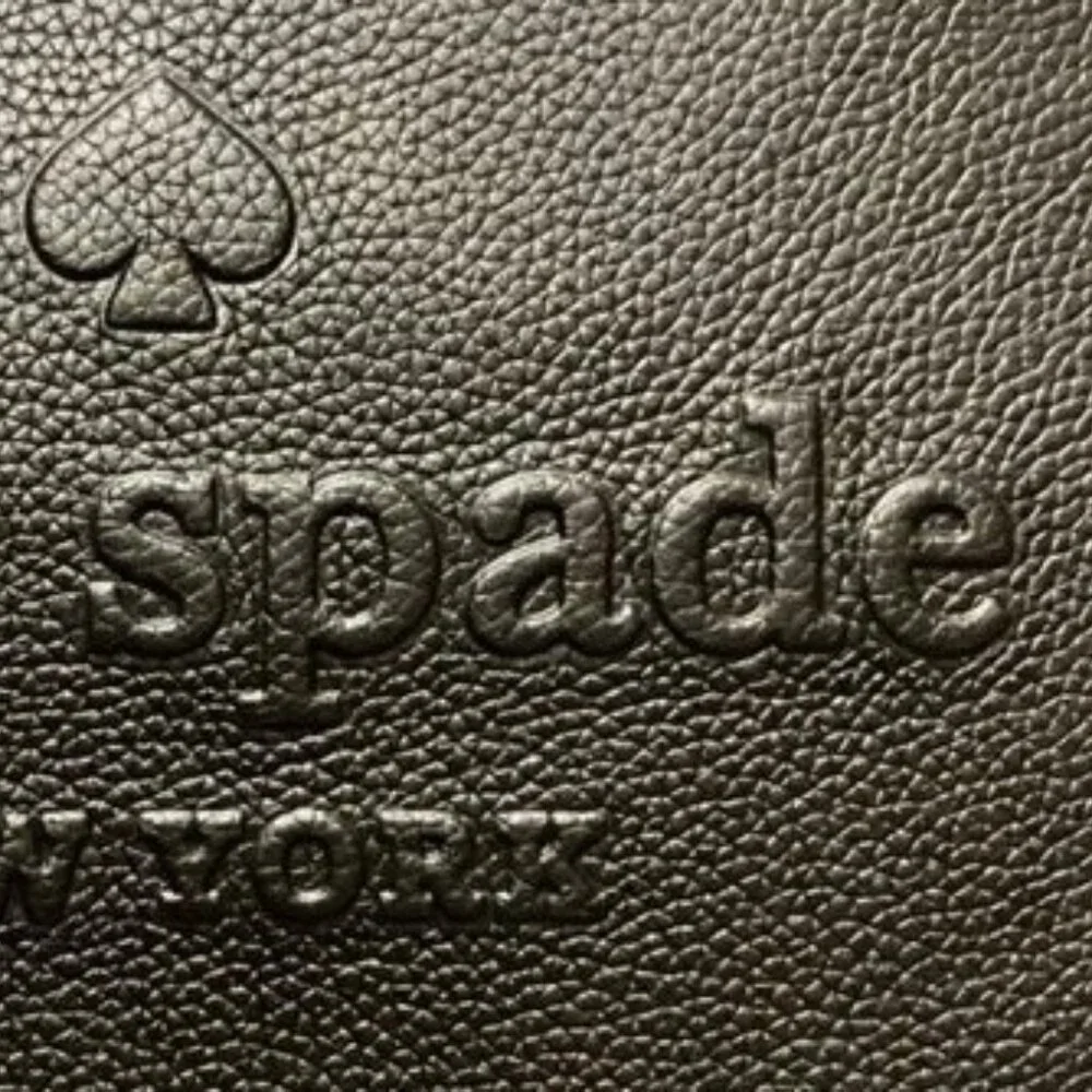 EUC Kate Spade w/ COA Larchmont Avenue Logo crossbody